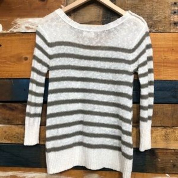 3/$15🌼 Aerie knit sweater 3/4 sleeve women’s Sz M - Picture 2 of 6